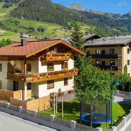 Spacious In With Garden Apartament Grossarl