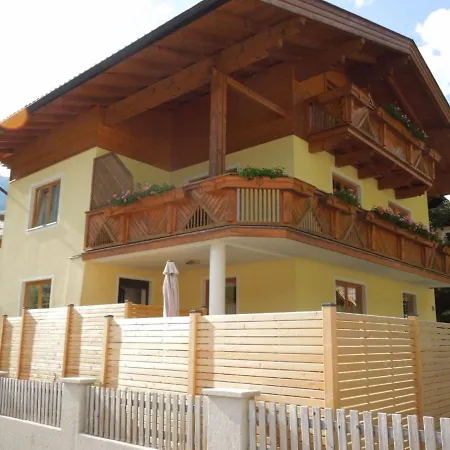 Spacious In With Garden * Grossarl