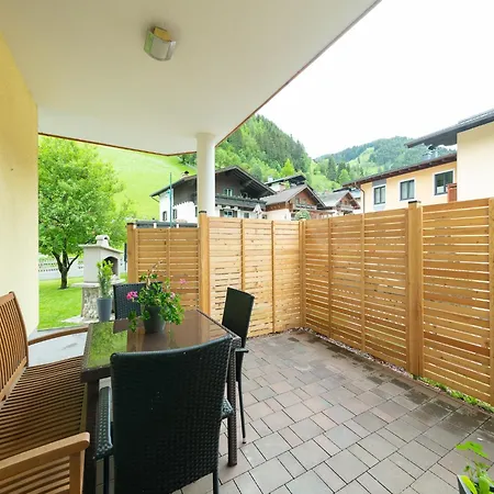 In Near Slopes * גרוסארל